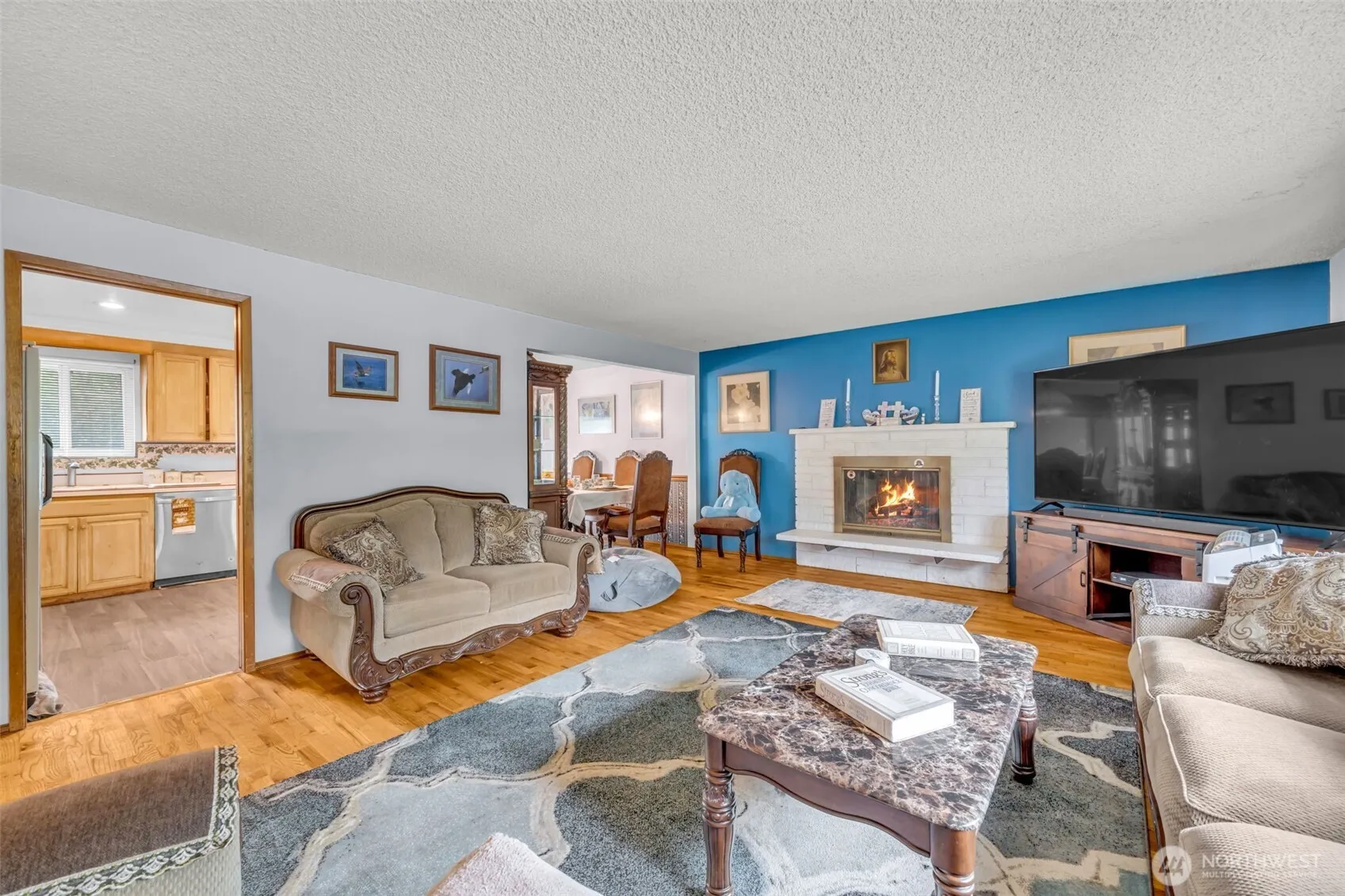 Property photo for 302 N 188th Street, Shoreline photo 2