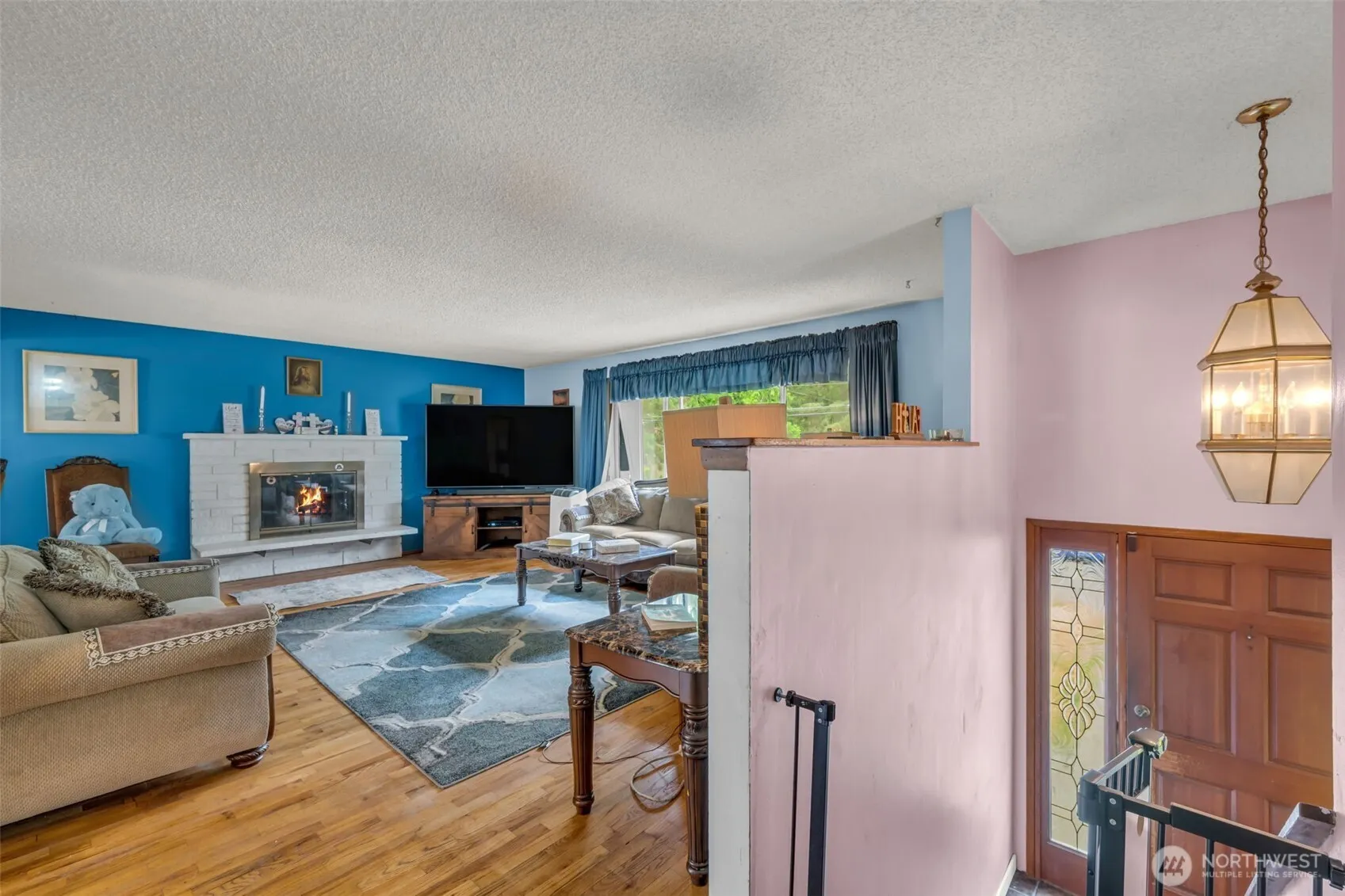 Property photo for 302 N 188th Street, Shoreline photo 3