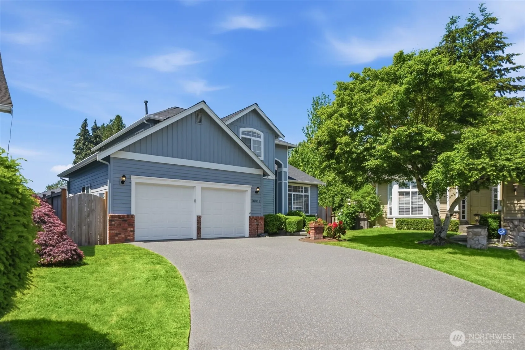 Property photo for 18016 27th Drive Se, Bothell photo 2