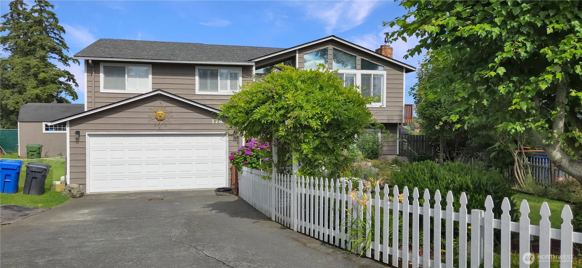 Property photo for 178 Nw Captain Court, Oak Harbor