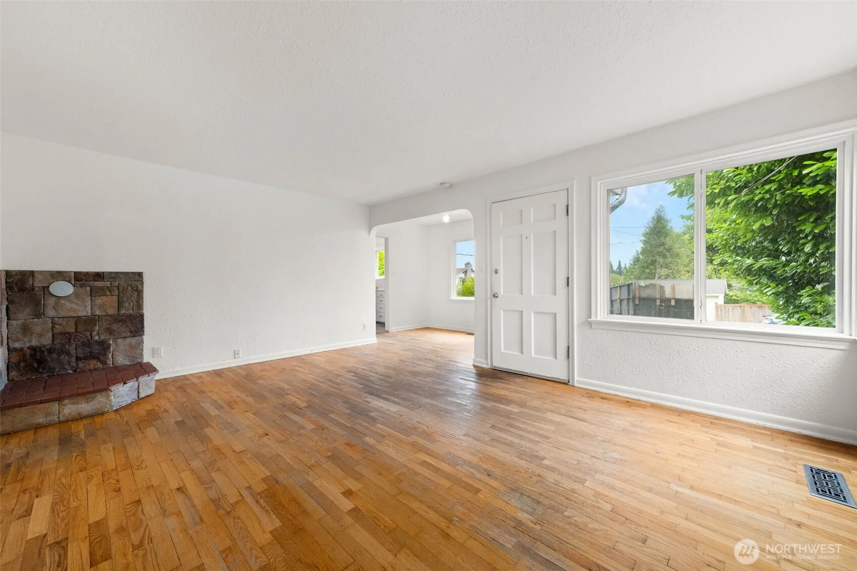 Property photo for 1510 N Tyler Street, Tacoma photo 5