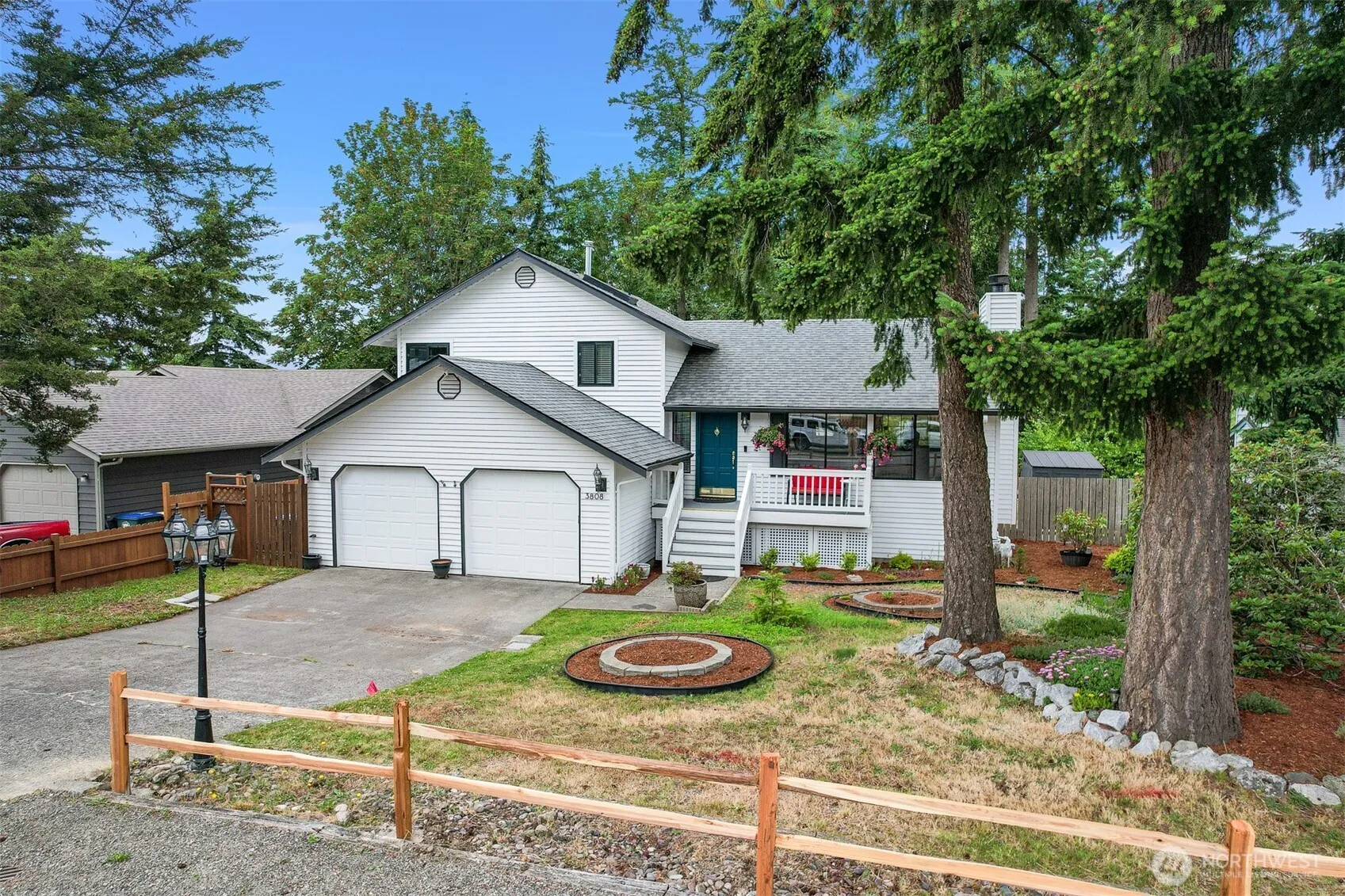 Property photo for 3808 Spring Coulee Road, Bellingham photo 2