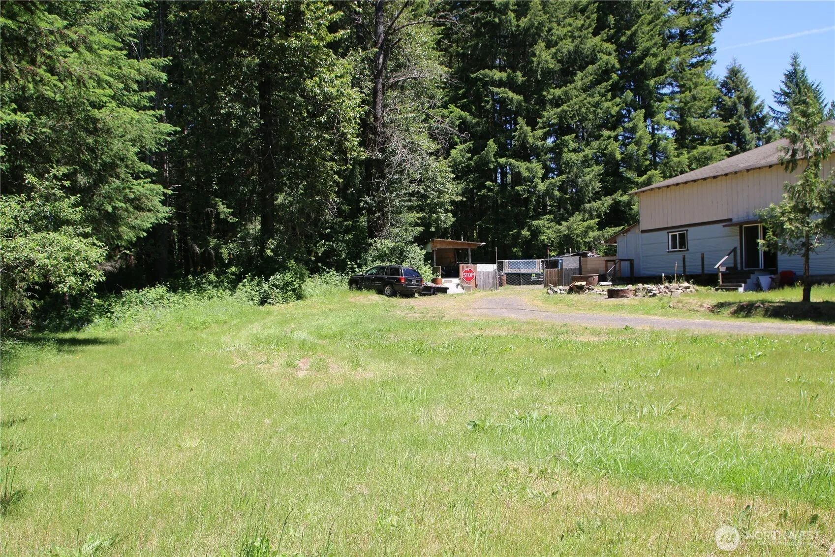 Property photo for 699 State Route 7, Morton photo 4