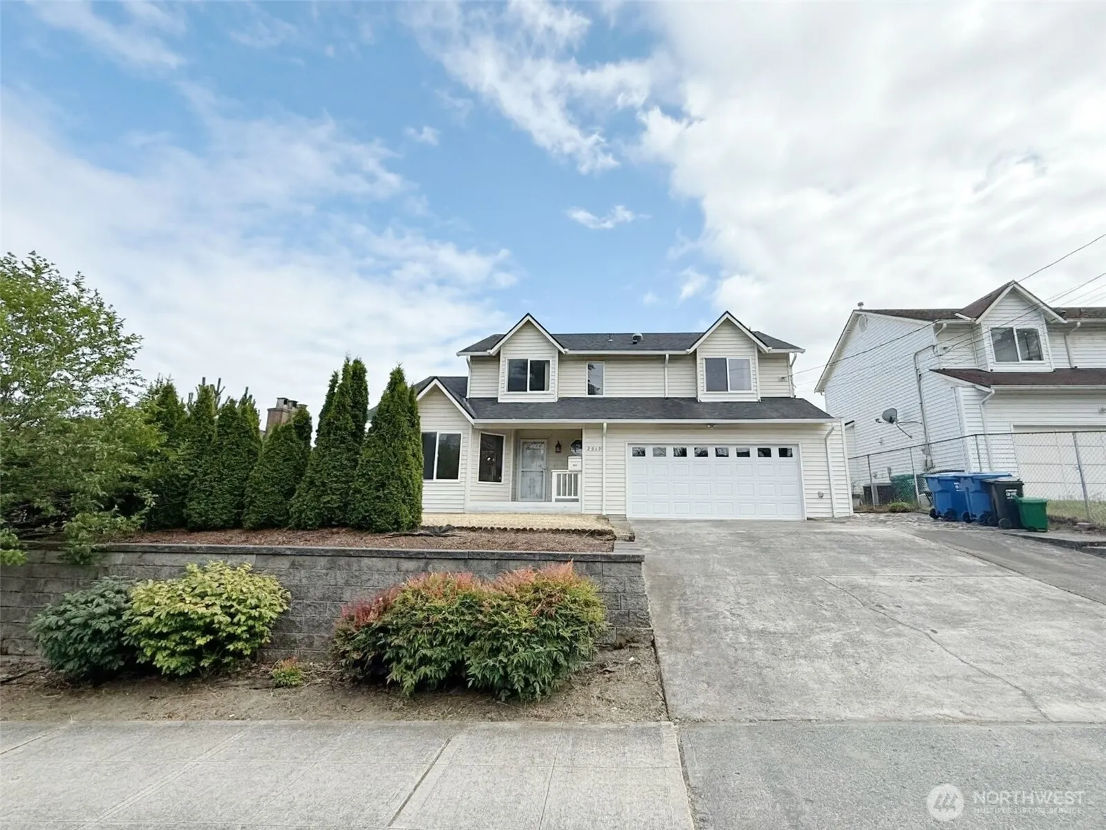 Property photo for 2539 S Graham, Seattle photo 3