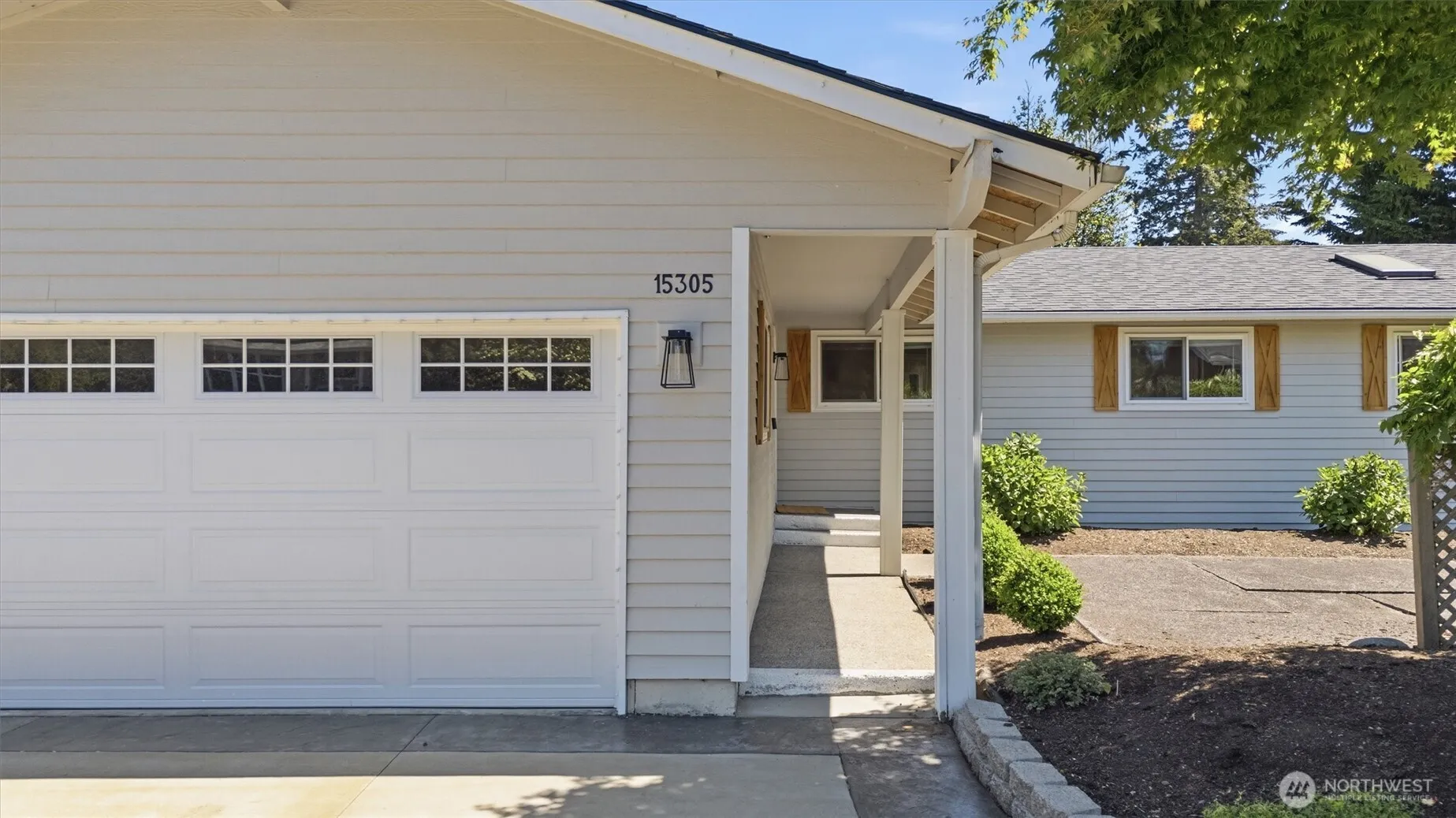 Property photo for 15305 47th Place W, Lynnwood photo 2