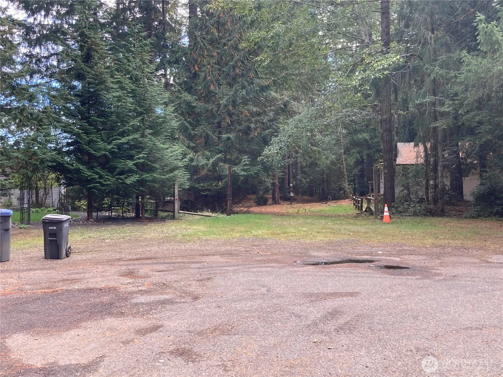 Property photo for 120 E Shannon Place, Shelton photo 2