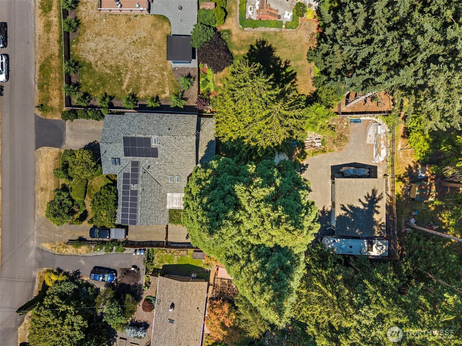 Property photo for 19810 98th Avenue Ne, Bothell photo 5