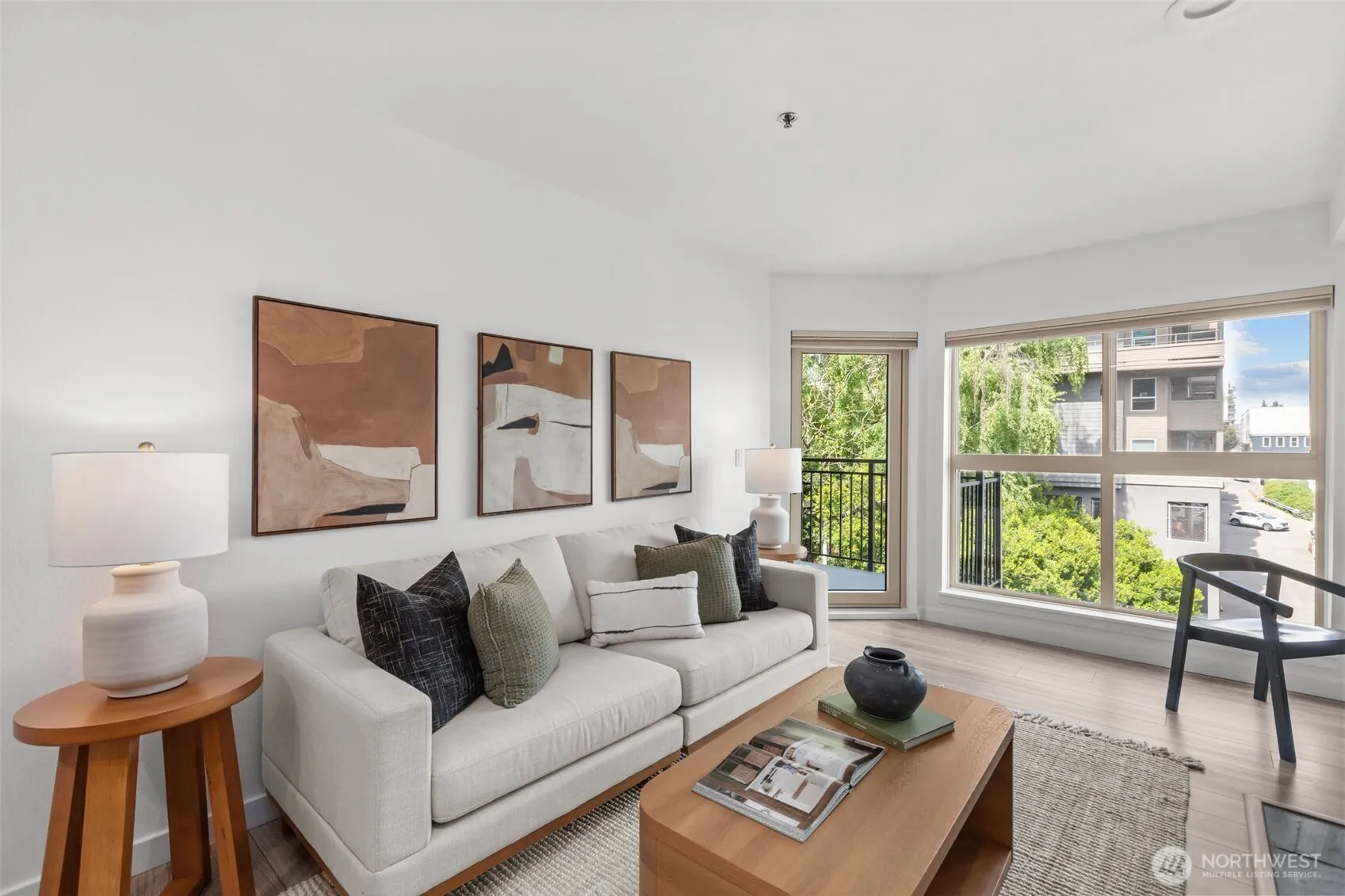 Property photo for 701 Galer Street #505, Seattle photo 2