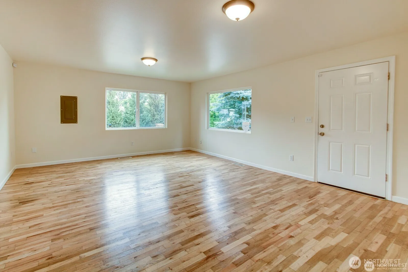 Property photo for 2618 30th Avenue E, Tacoma photo 2