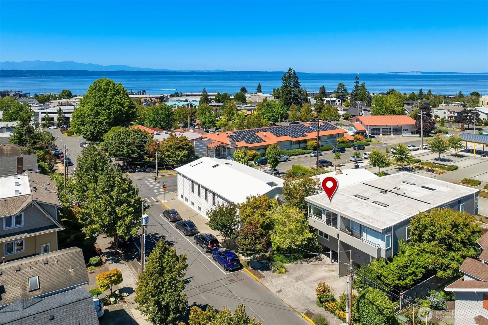 Property photo for 611 Bell Street #1, Edmonds photo 3
