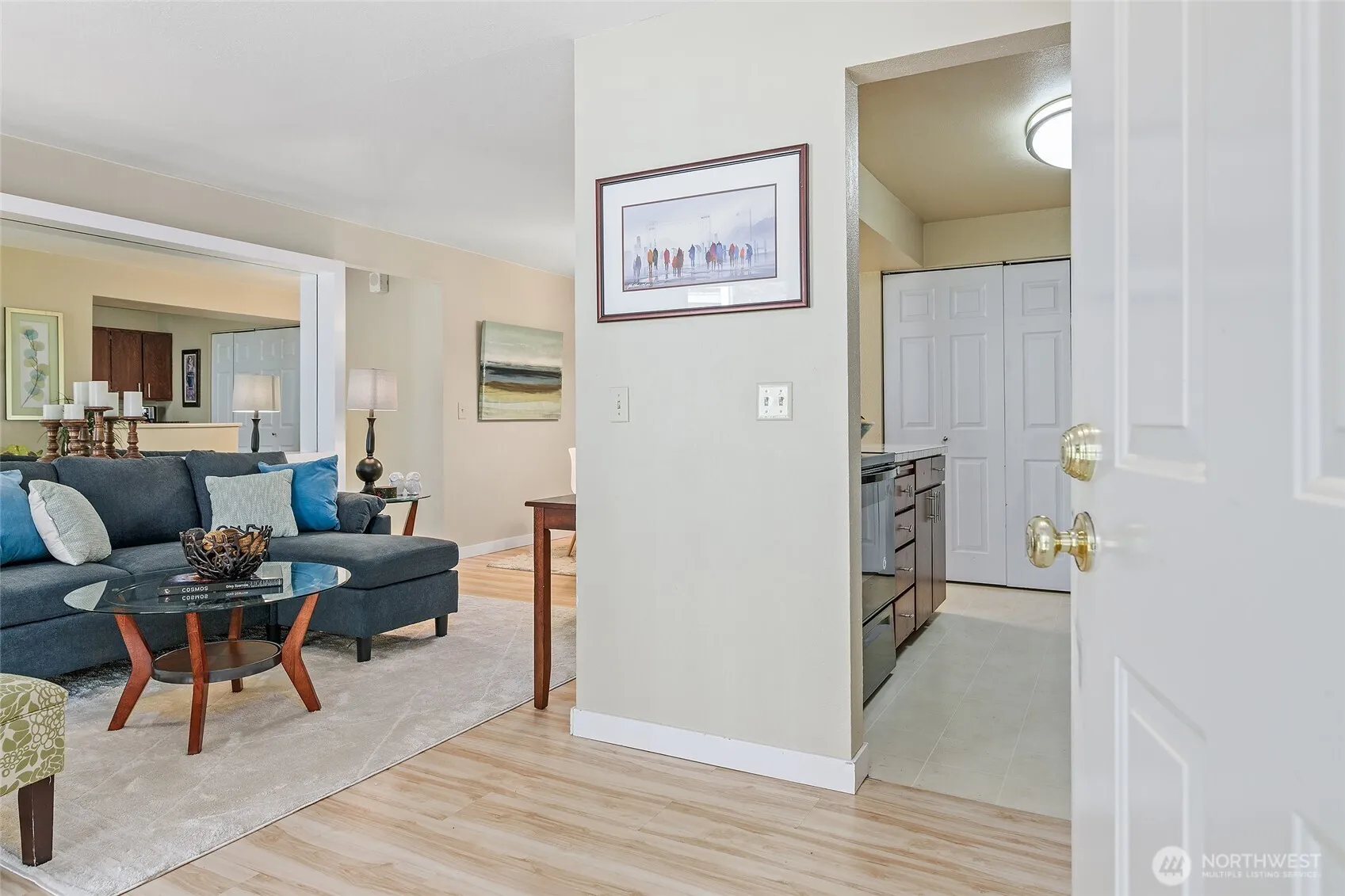 Property photo for 9494 Redmond Woodinville Road Ne #b208, Redmond photo 2
