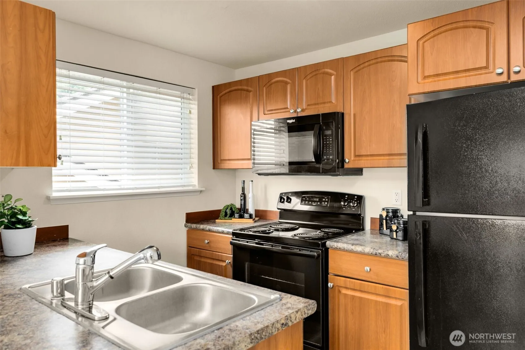 Property photo for 3811 Se 130th Lane #c12, Bellevue photo 4