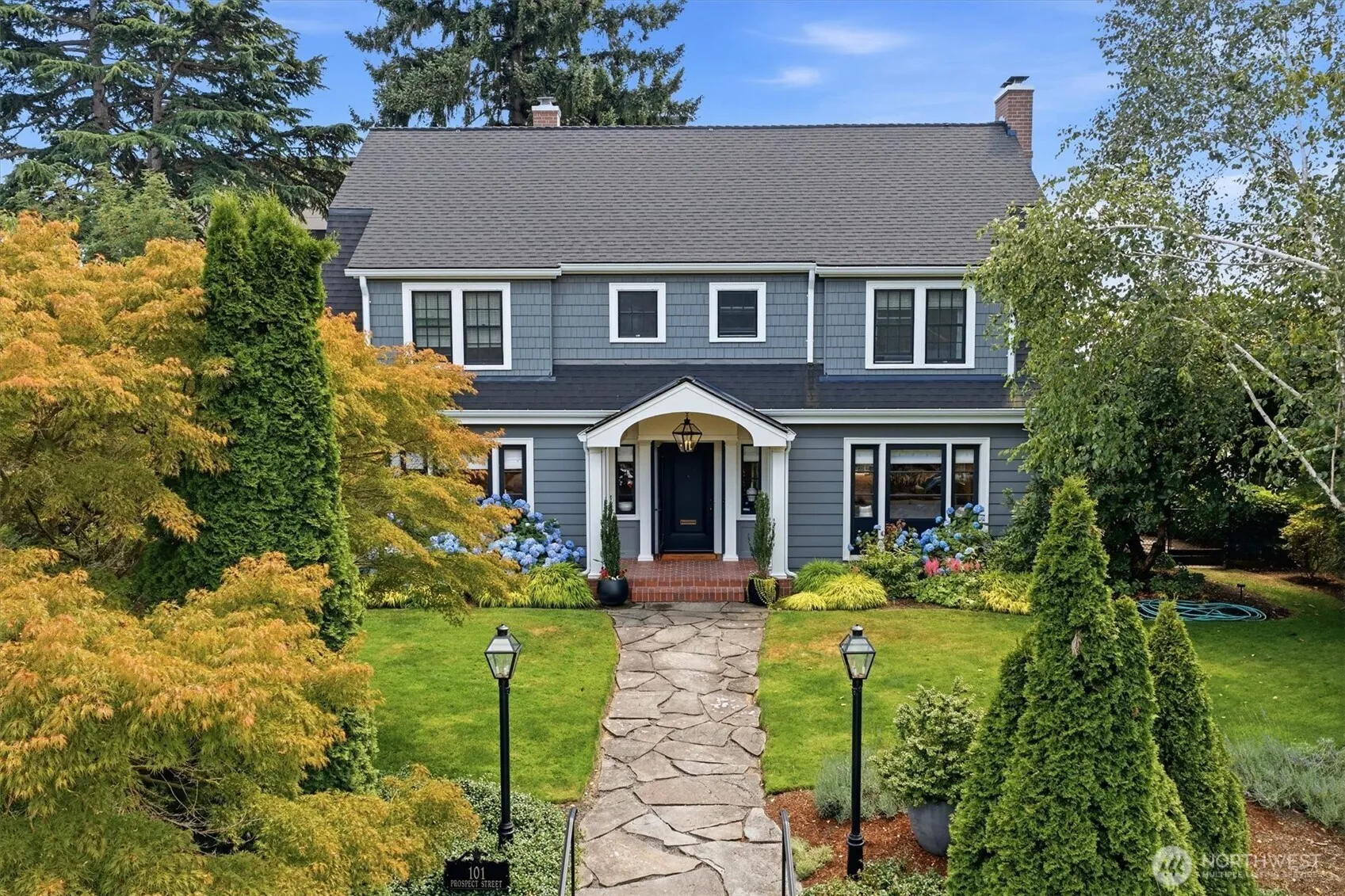 Property photo for 101 Prospect Street, Seattle photo 2