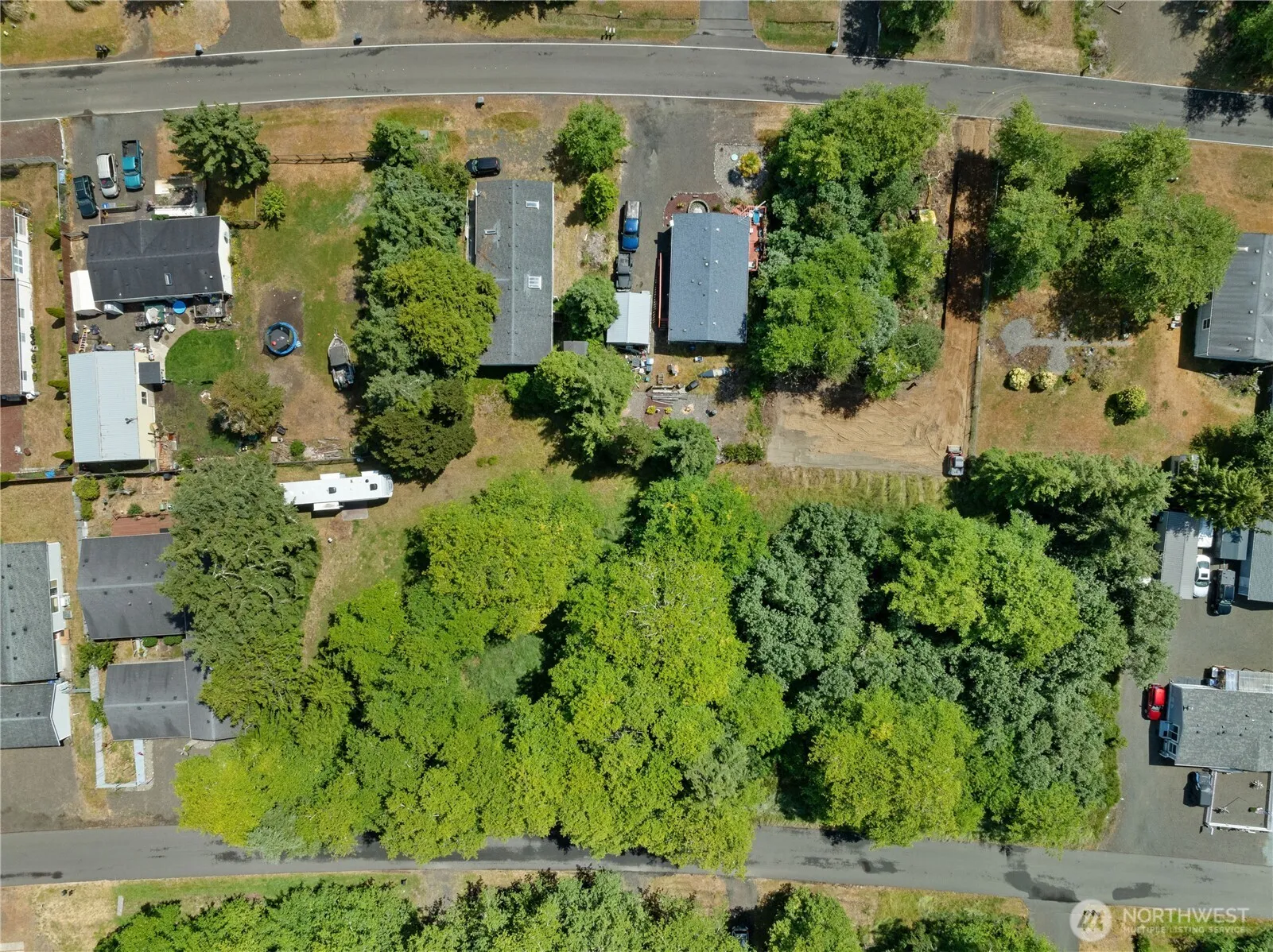Property photo for 576 Chenois Avenue Ne, Ocean Shores