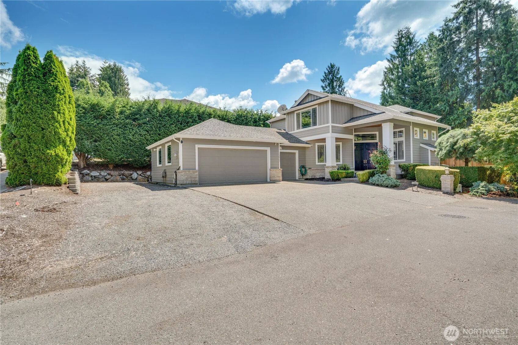 Property photo for 12865 Se 47th Place, Bellevue
