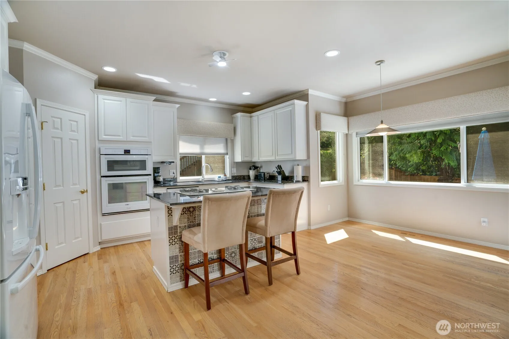 Property photo for 12865 Se 47th Place, Bellevue photo 5