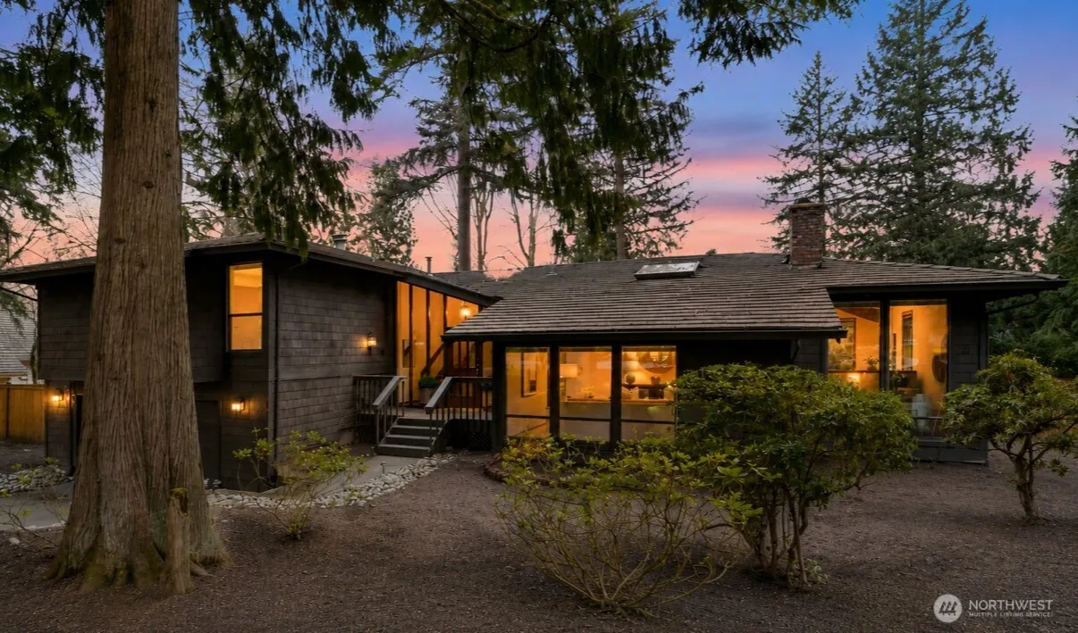 Property photo for 2518 Sahalee Drive East, Sammamish photo 2