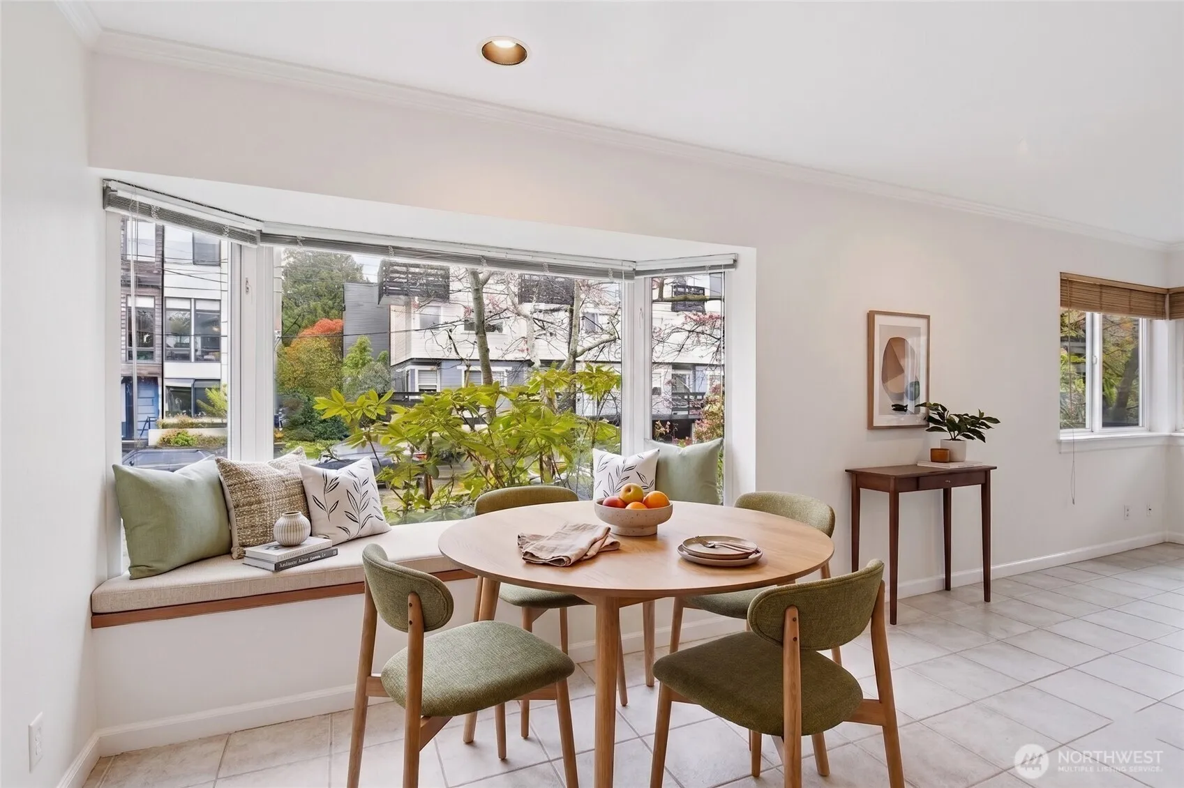 Property photo for 4811 Phinney Avenue N #101, Seattle photo 5