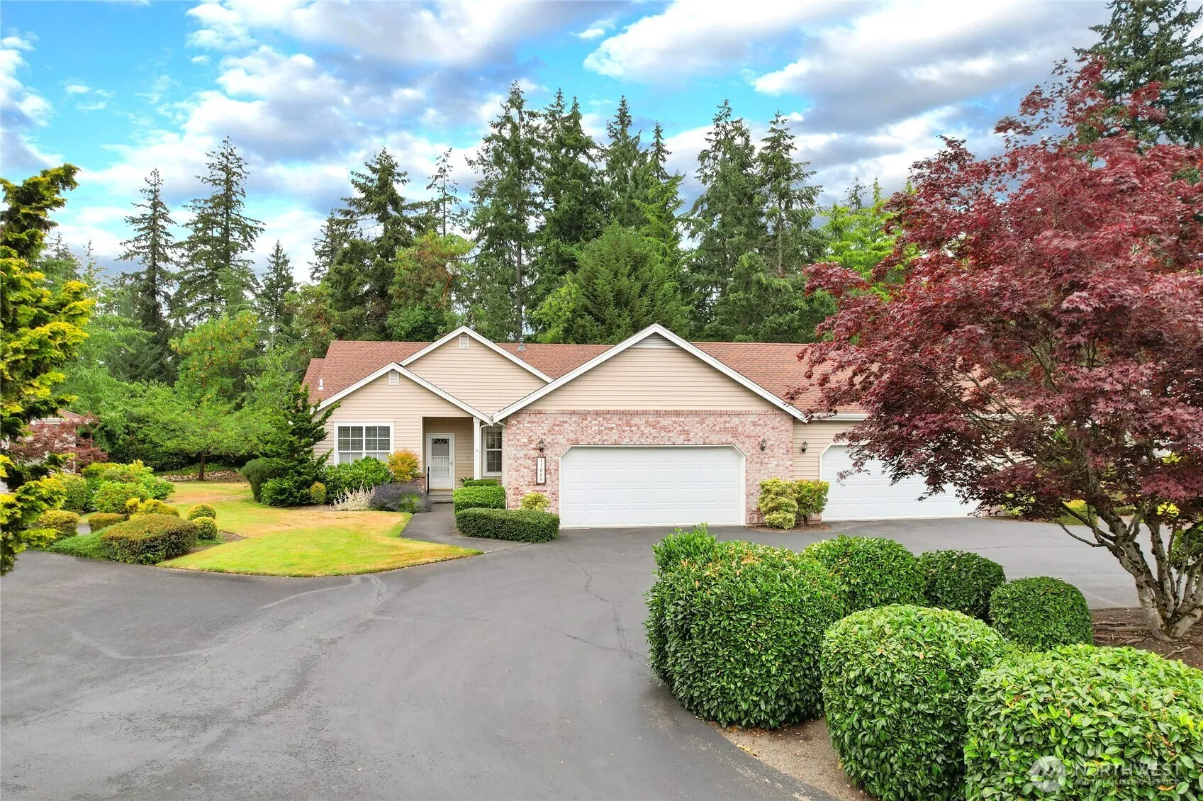 Property photo for 11005 80th Avenue Ct Sw, Lakewood photo 2