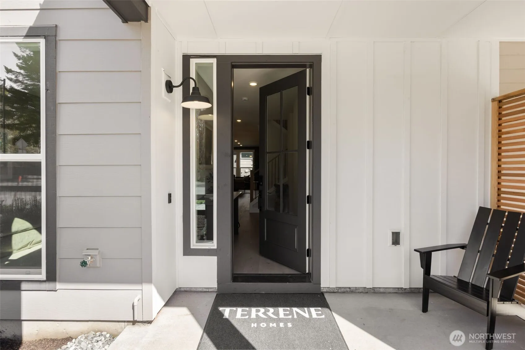 Property photo for 434 222nd Place Se, Sammamish photo 2