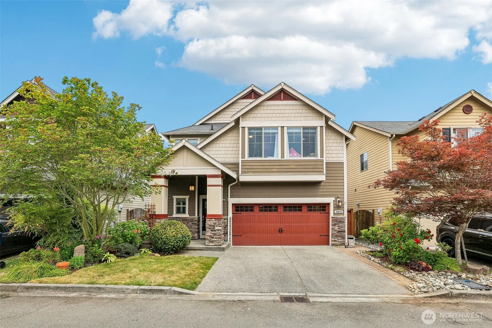 Property photo for 10015 1st Street Ne, Lake Stevens