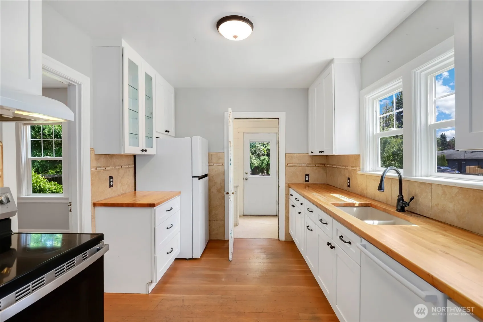 Property photo for 118 Cushing Street Nw, Olympia photo 5