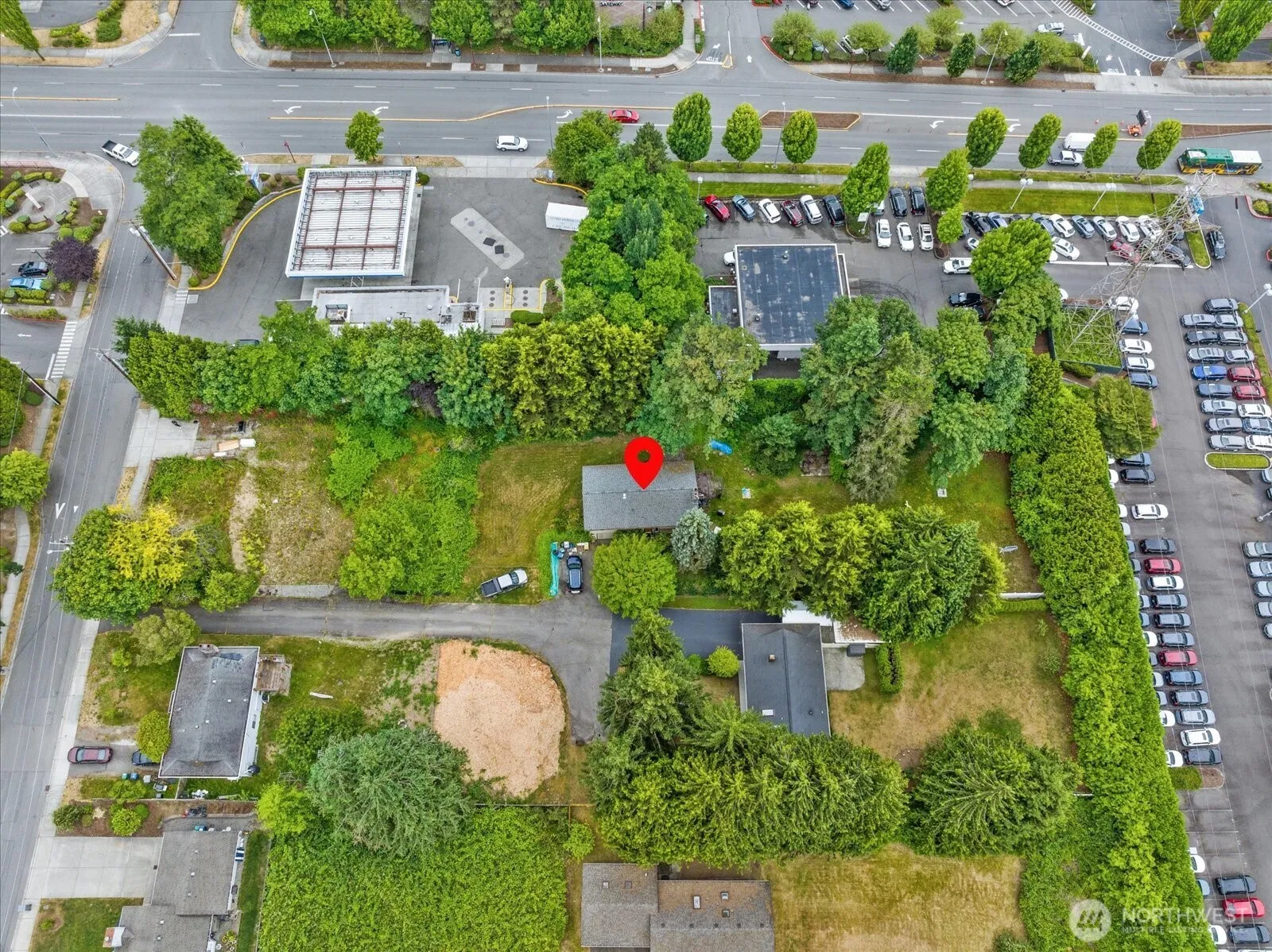 Property photo for 8519 126th Avenue Ne, Kirkland photo 3