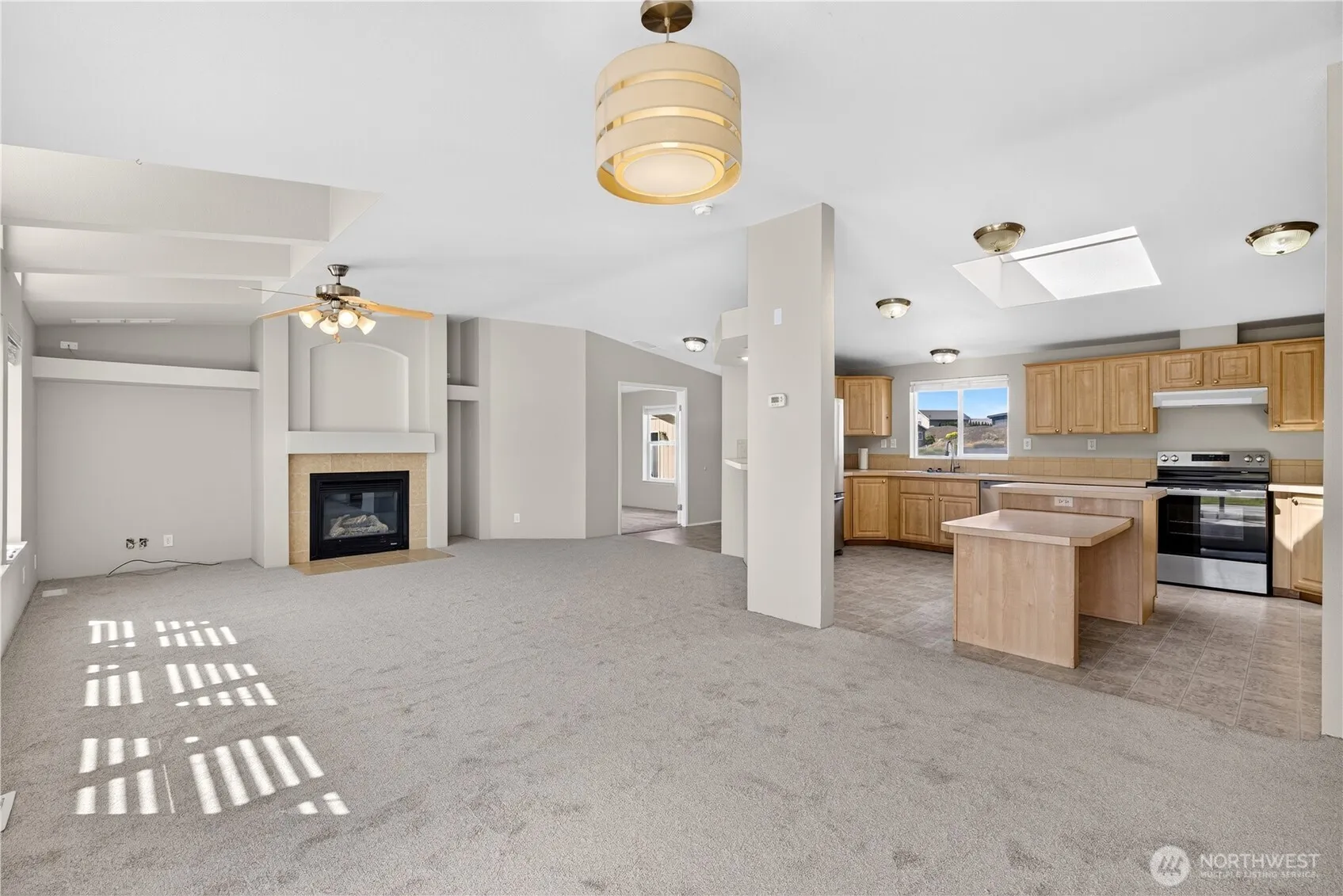 Property photo for 204 Davidson Boulevard Sw, Mattawa photo 4