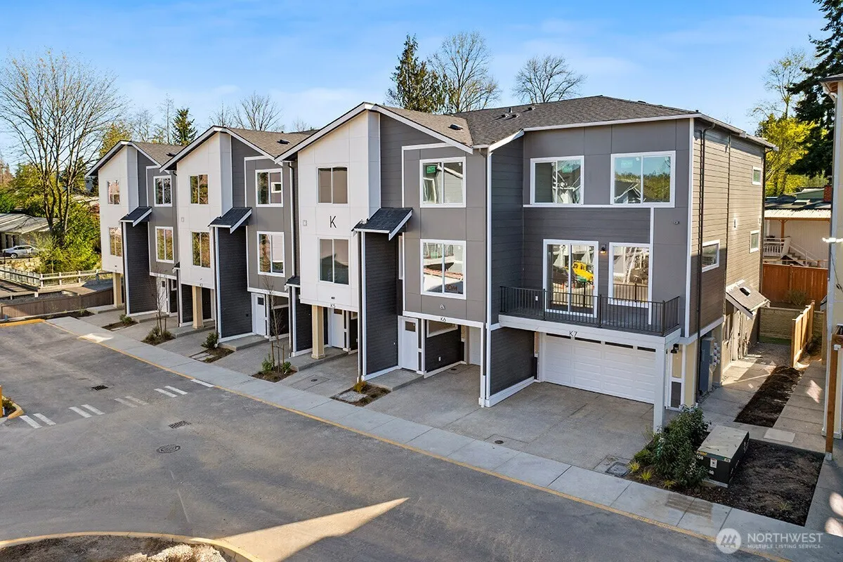Property photo for 16823 Alder Way #k5, Lynnwood photo 2