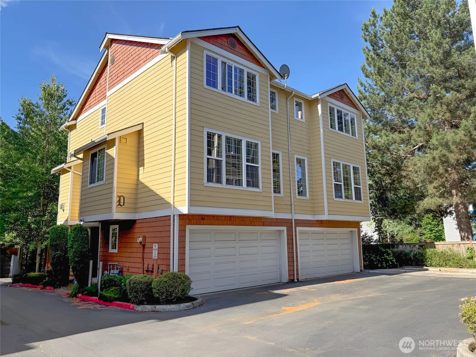 Property photo for 11023 Se 240th Street, Kent