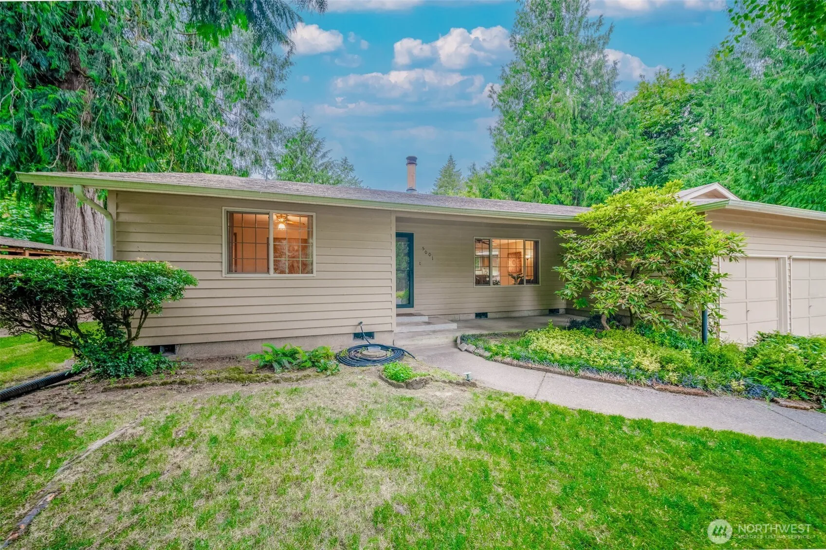Property photo for 5001 Normandy Drive Se, Olympia