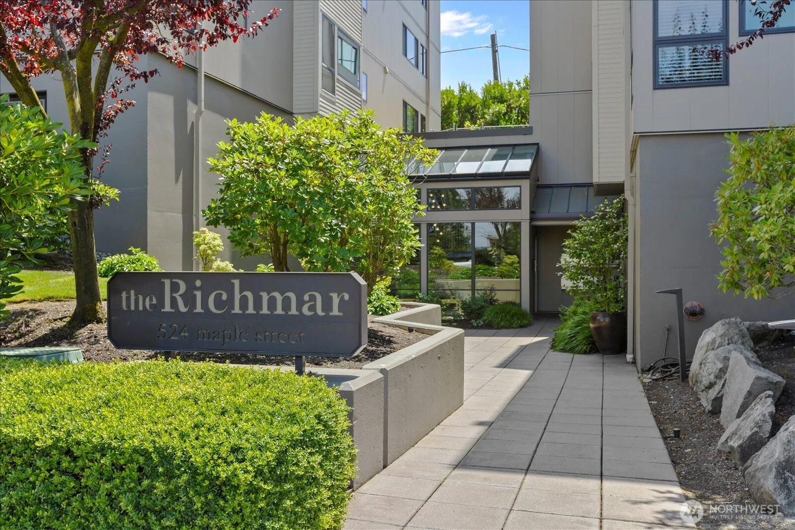 Property photo for 524 Maple Street #102, Edmonds photo 4