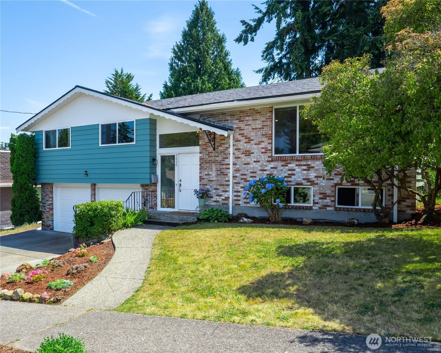 Property photo for 5230 N 10th Street, Tacoma photo 2