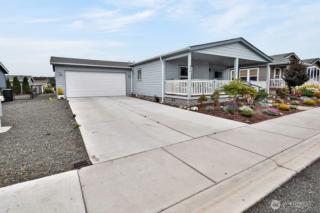 Property photo for 894 N Iris Avenue, Sequim photo 3