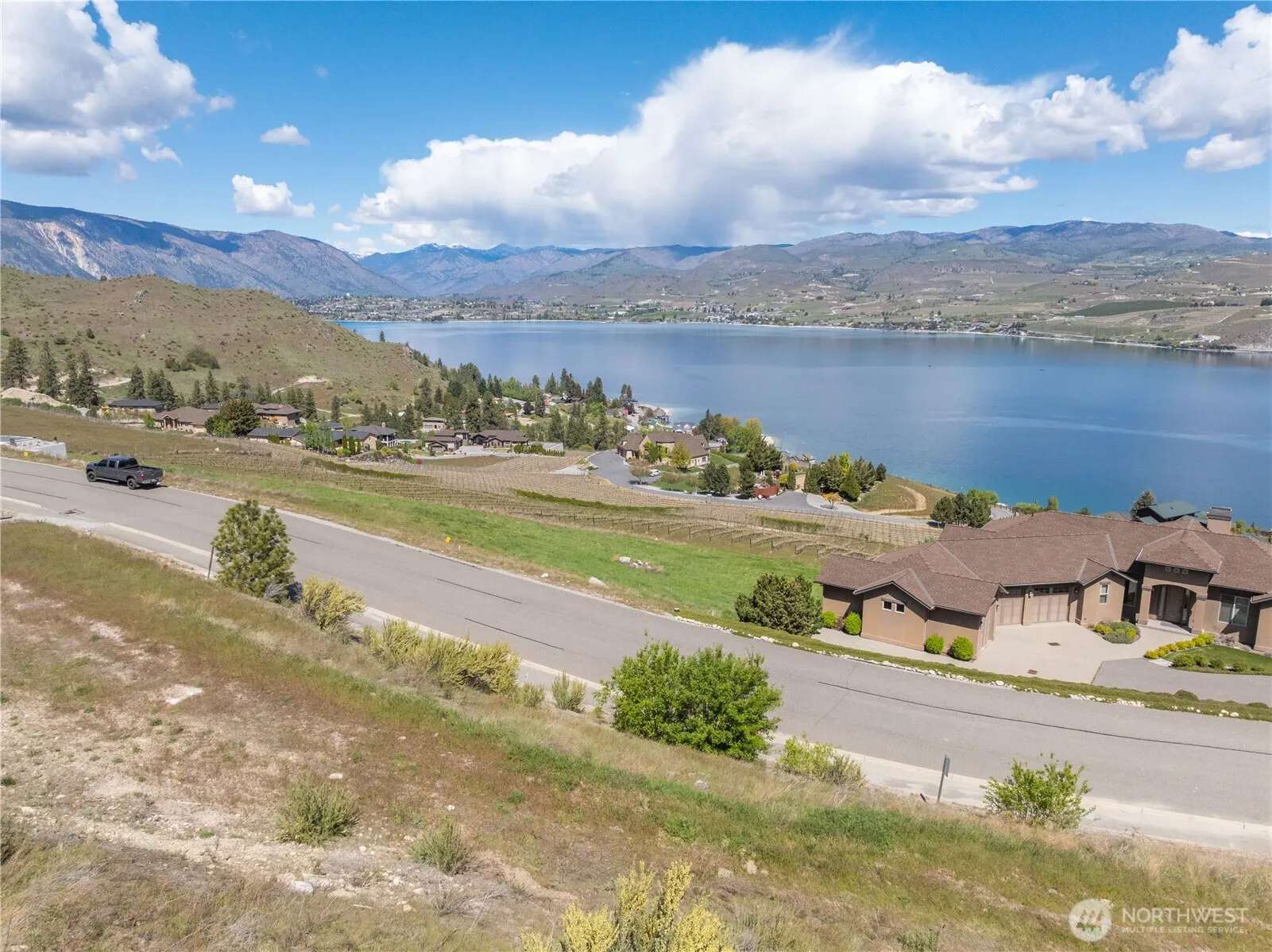 Property photo for 306 Clos Chevalle Road, Chelan photo 4