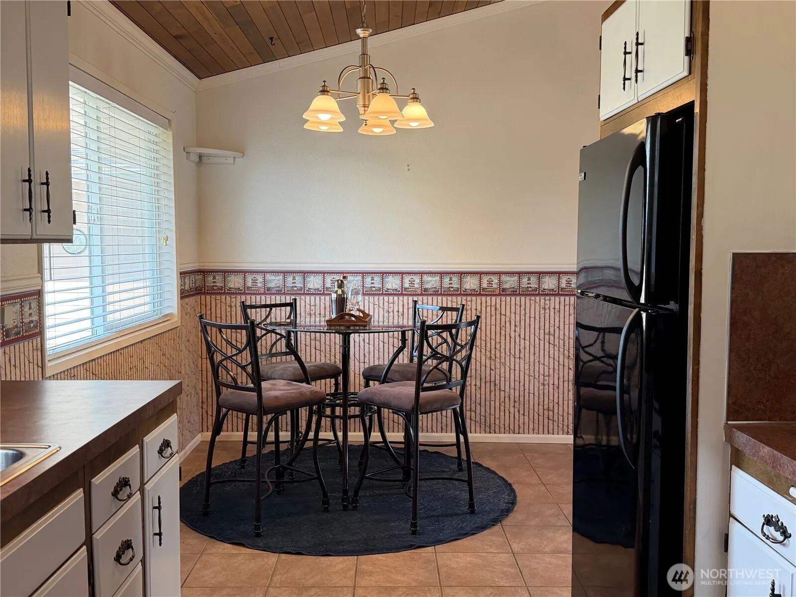 Property photo for 655 Canal Drive Ne, Ocean Shores photo 5