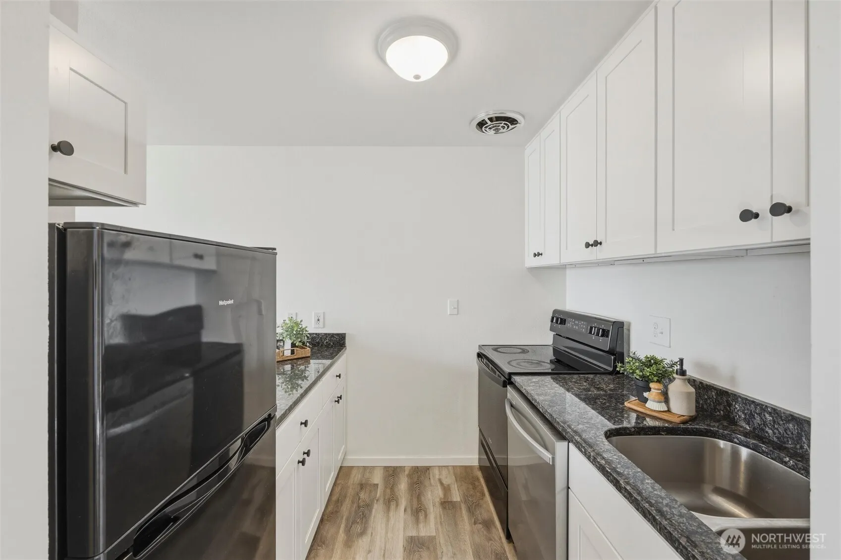 Property photo for 819 High Street W #106, Bellingham photo 5