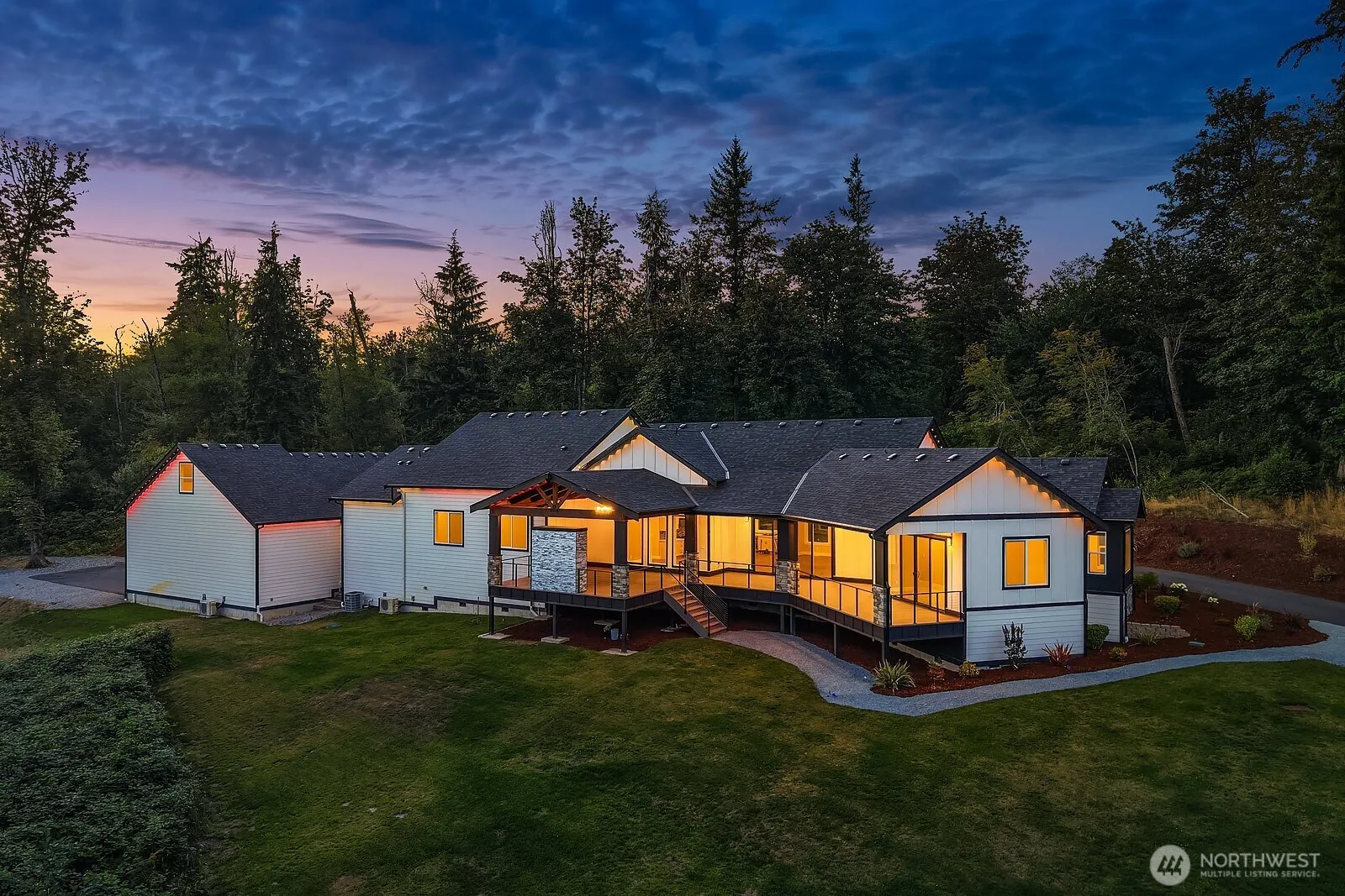 Property photo for 20225 230th Avenue Se, Maple Valley photo 3