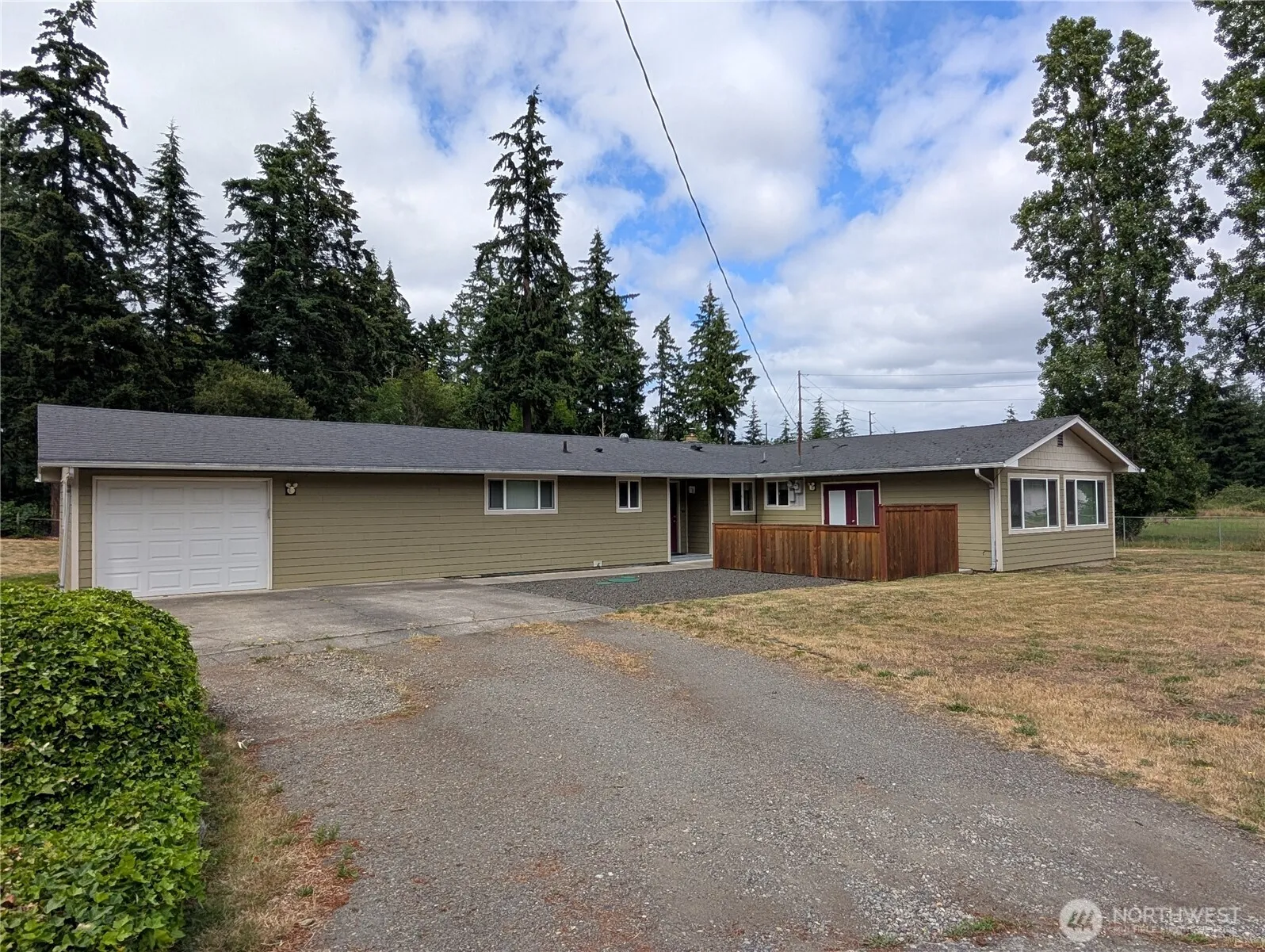 Property photo for 9428 Pacific Avenue Se, Olympia