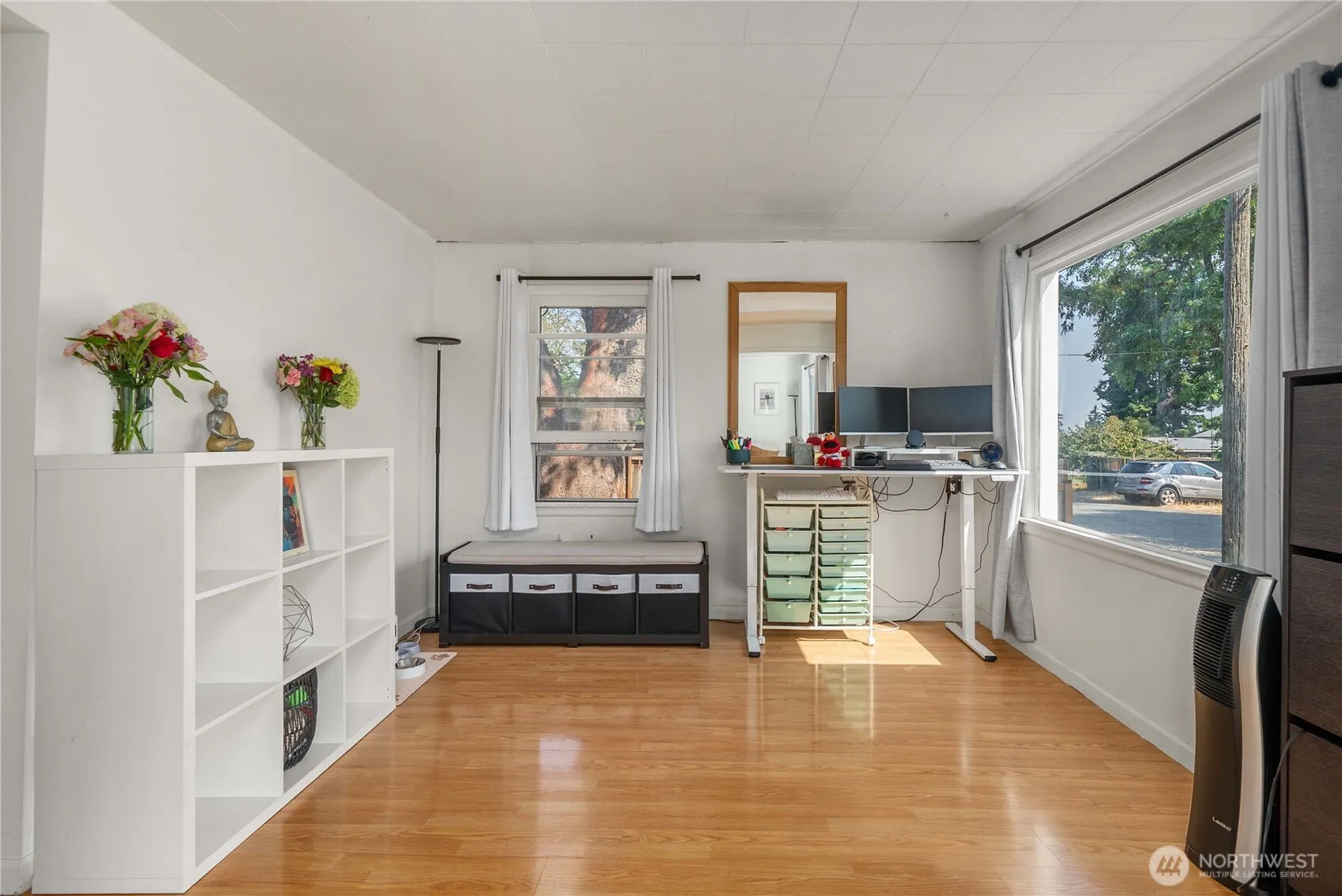Property photo for 10251 3rd Avenue Sw, Seattle photo 5