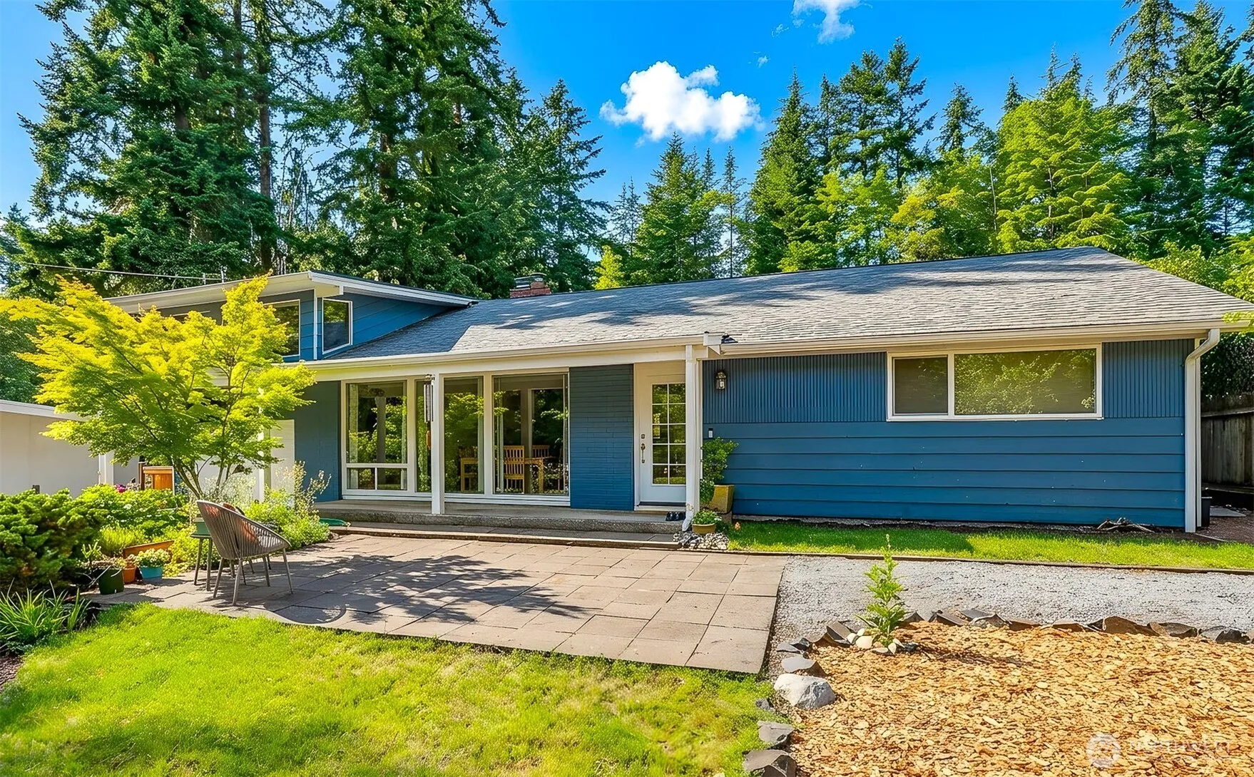 Property photo for 328 Nw 175th Street, Shoreline photo 2
