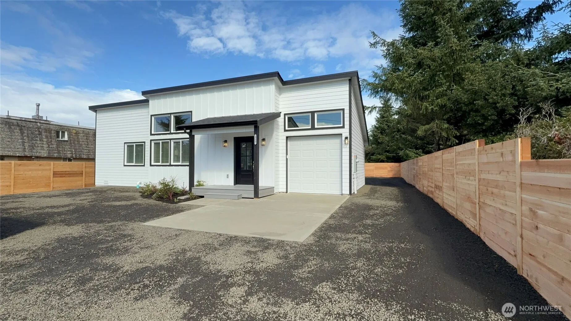 Property photo for 955 Tonquin Avenue Sw, Ocean Shores