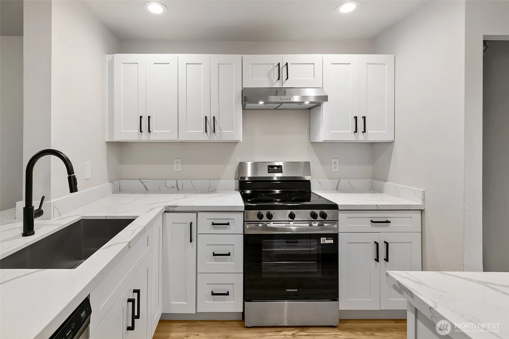 Property photo for 2100 S 336th Street #f4, Federal Way photo 5