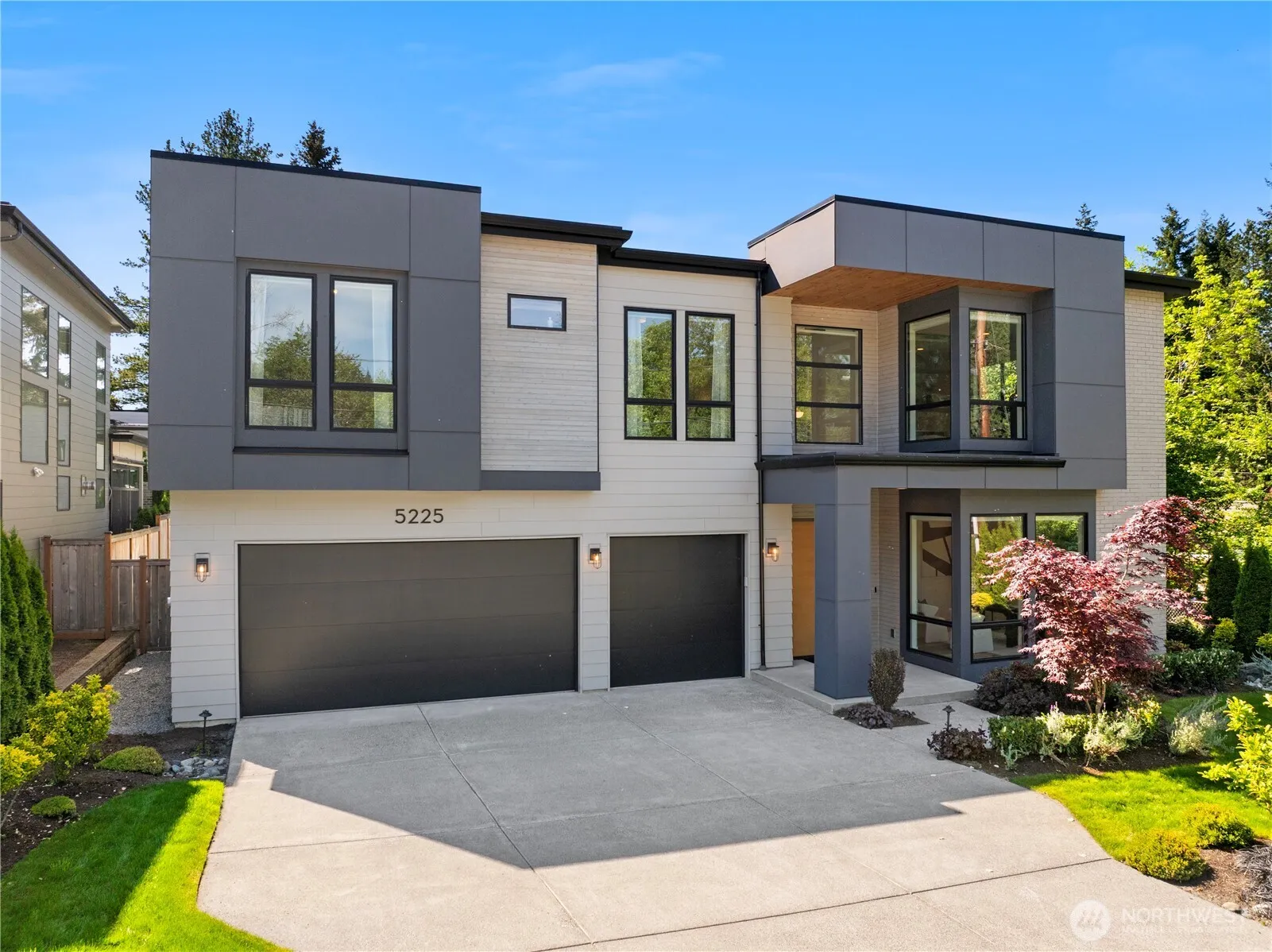 Property photo for 5225 114th Ave Ne, Kirkland