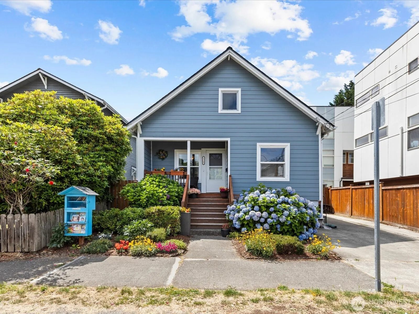 Property photo for 1715 26th Avenue S, Seattle photo 5