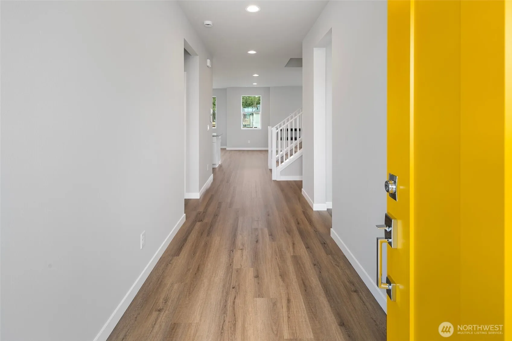 Property photo for 586 Sw 97th Street #3, Seattle photo 3