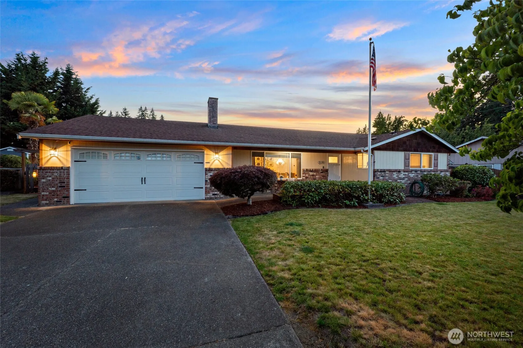 Property photo for 3110 15th Street Pl Sw, Puyallup photo 2