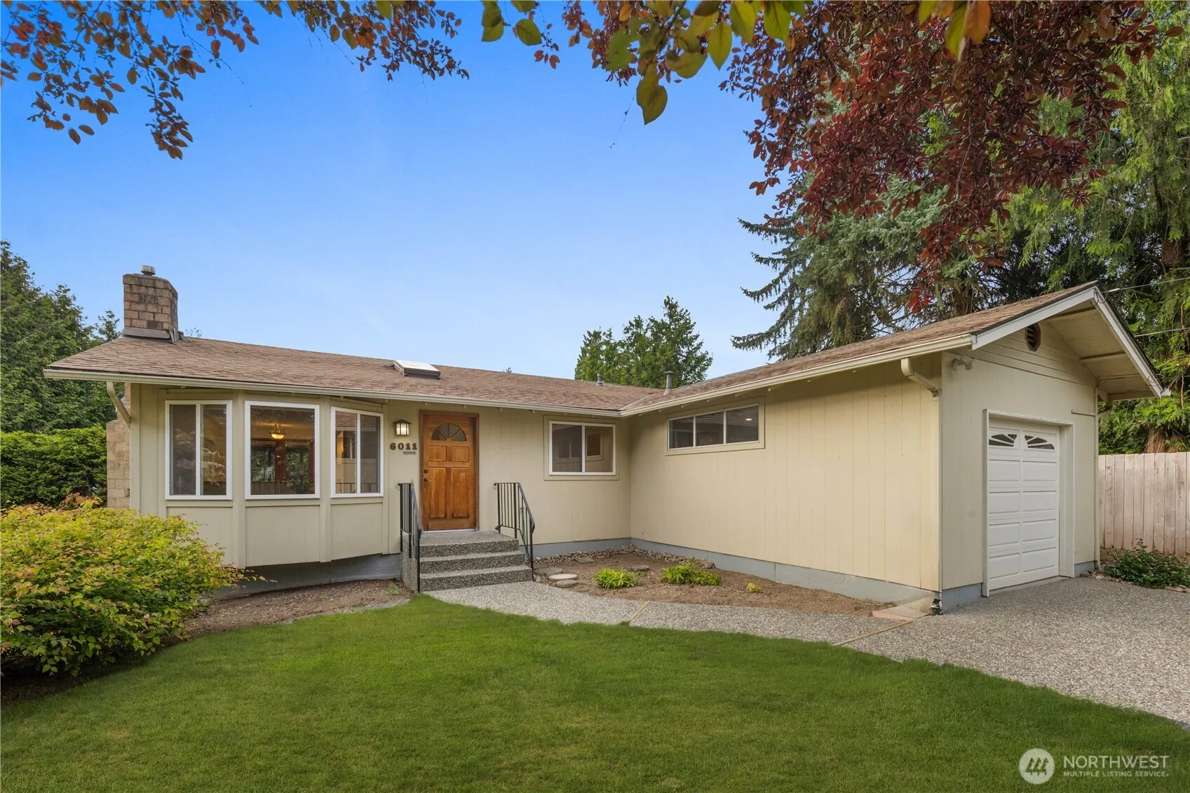 Property photo for 6011 156th Avenue Ne, Redmond photo 2