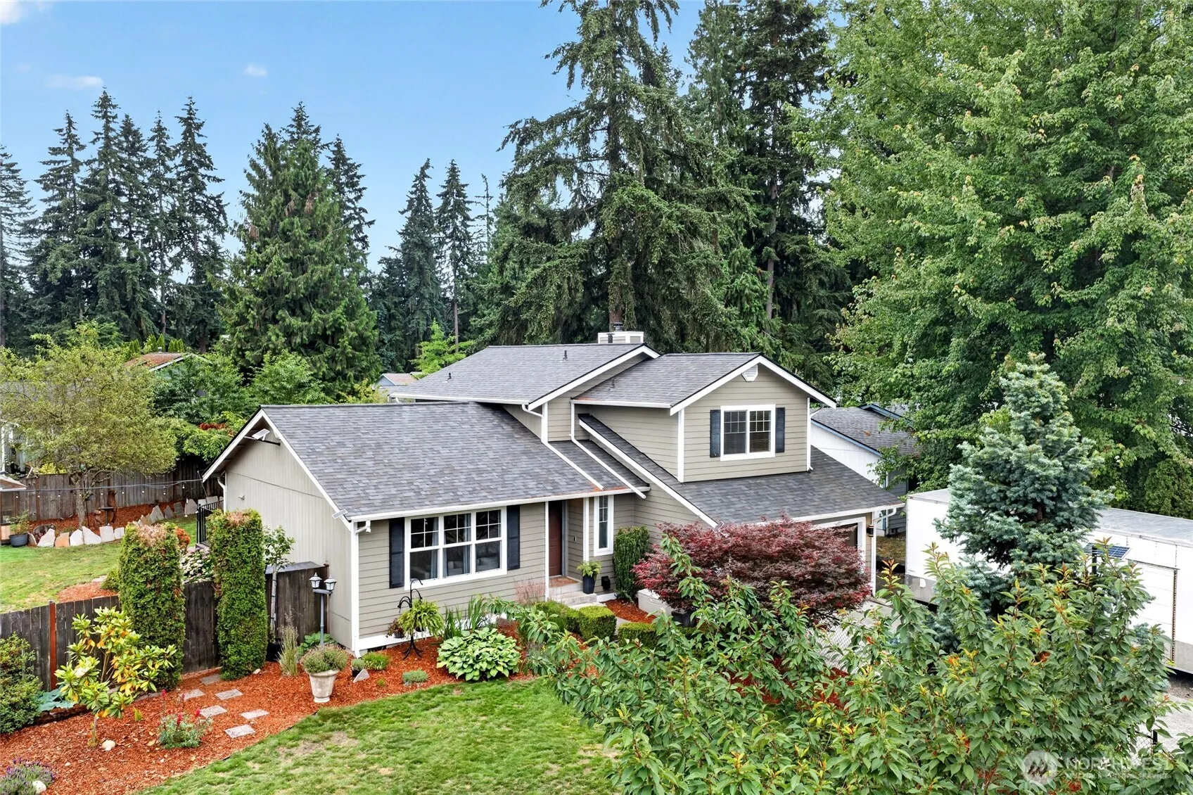 Property photo for 20610 169th Street Ct E, Bonney Lake photo 2