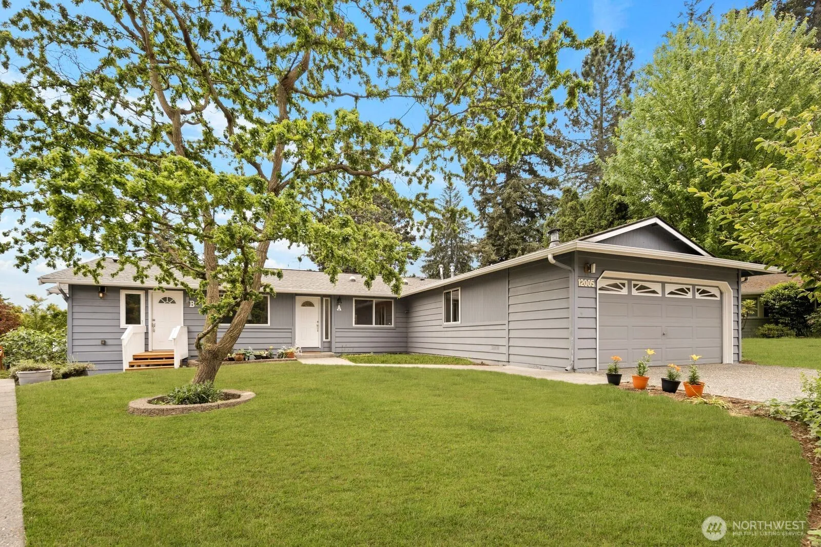 Property photo for 12005 Ne 134th Place, Kirkland